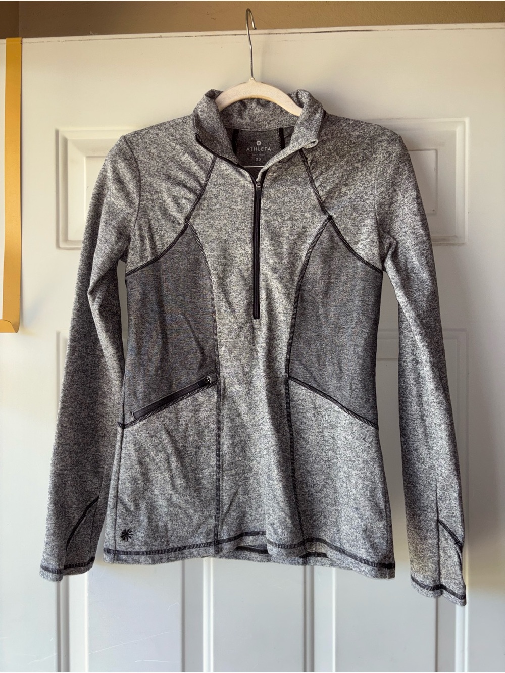 Athleta gray 1/2-zip pullover size XS